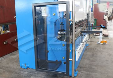 防護柵欄.jpg 防護柵欄.jpg