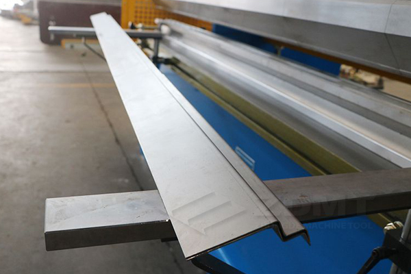 折彎工件.jpg 折彎工件.jpg